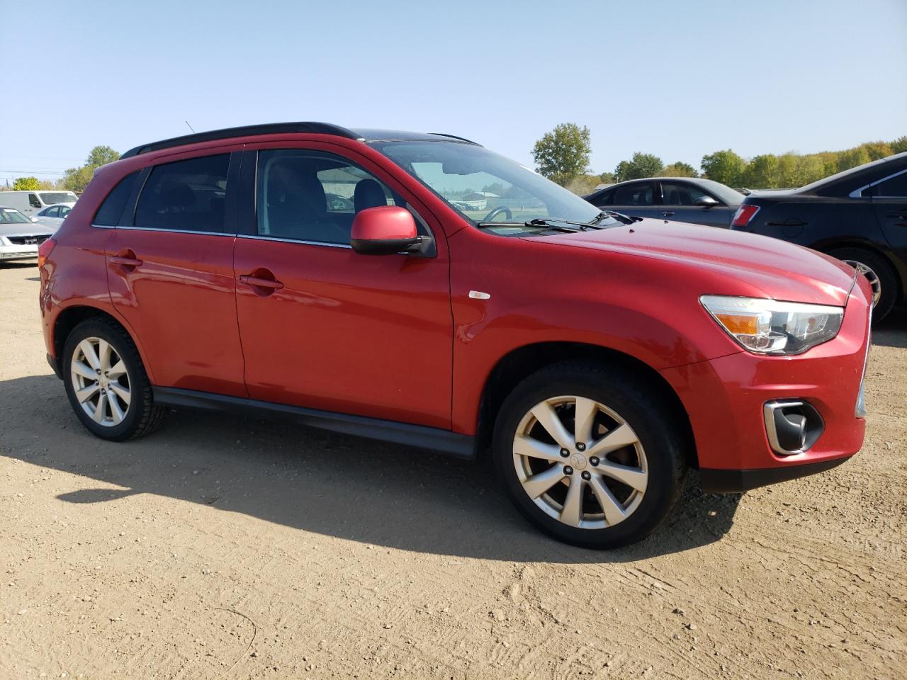 Lot #2925917212 2013 MITSUBISHI OUTLANDER