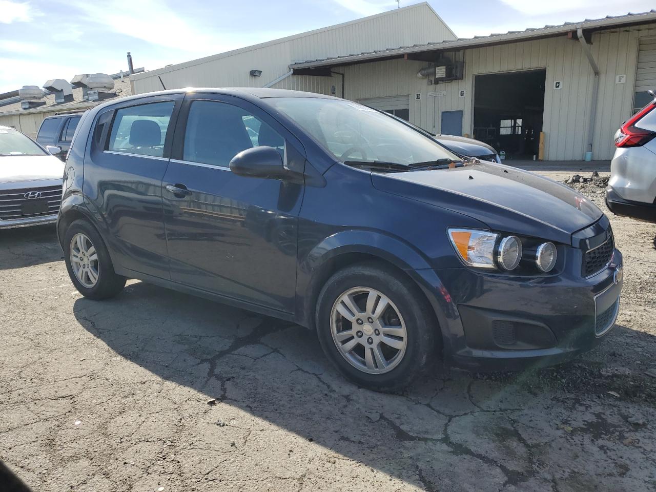 Lot #2976503387 2015 CHEVROLET SONIC LT