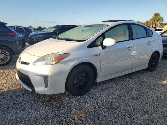 VIN JTDKN3DU4F1881202 2015 Toyota Prius no.1