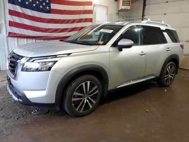 NISSAN PATHFINDER PLATINUM