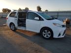 TOYOTA SIENNA LE photo