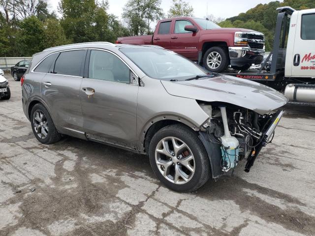 VIN 5XYPKDA58GG085040 2016 KIA Sorento, SX no.4