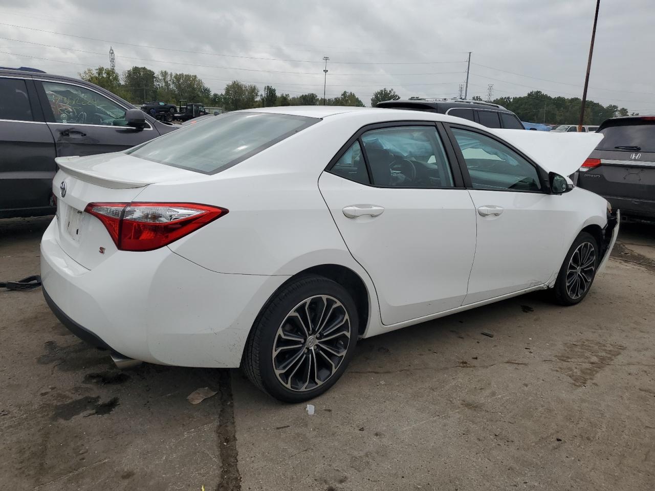 Lot #2994128314 2015 TOYOTA COROLLA L