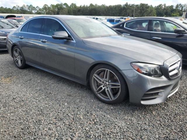 VIN WDDZF4JB7KA668586 2019 Mercedes-Benz E-Class, 300 no.4