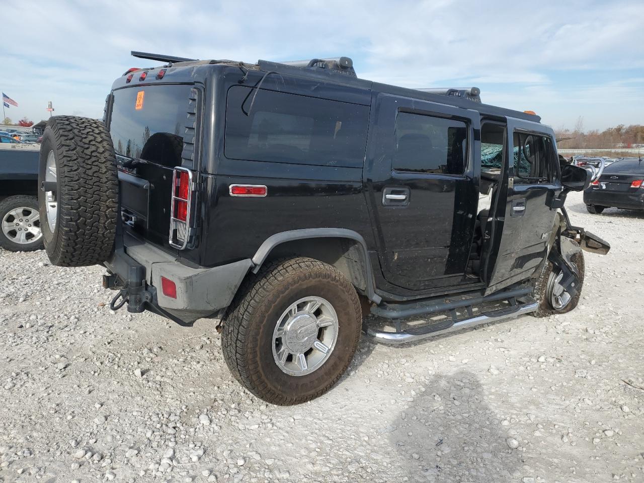 Lot #2952983601 2005 HUMMER H2