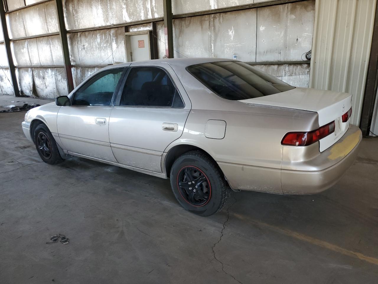 TOYOTA CAMRY 1999 tan  gas 4T1BG22K2XU444266 photo #3