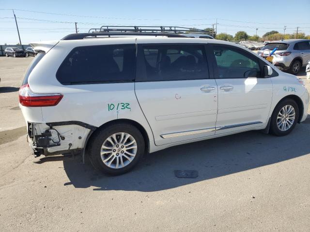 VIN 5TDYK3DC1FS666793 2015 Toyota Sienna, Xle no.3