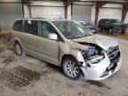 CHRYSLER TOWN & COU photo