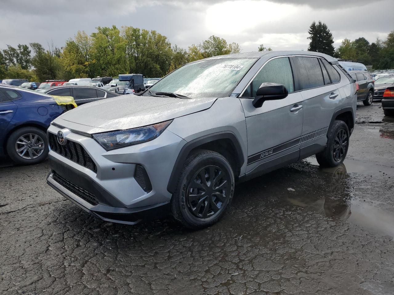 Toyota RAV4 2022 LE