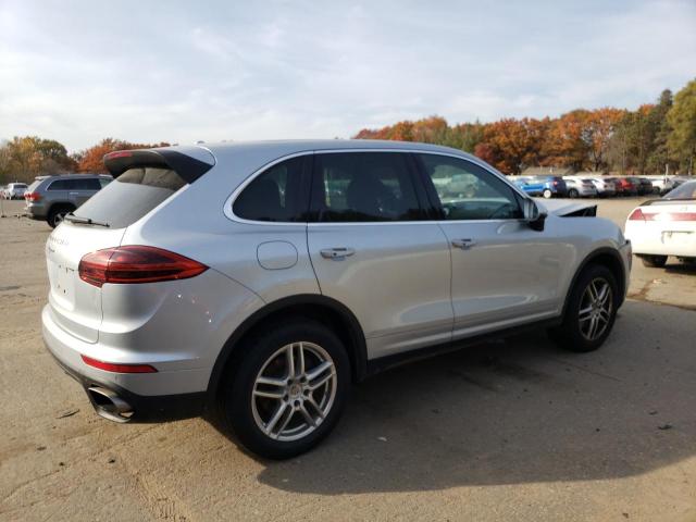 VIN WP1AA2A25GLA10138 2016 PORSCHE CAYENNE no.3