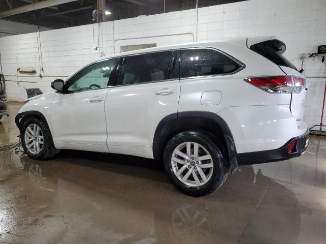 VIN 5TDBKRFH3GS322854 2016 Toyota Highlander, LE no.2