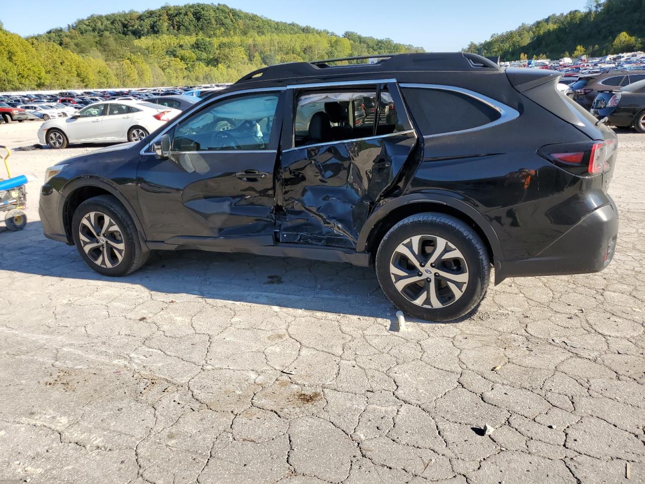 Lot #3040780786 2022 SUBARU OUTBACK LI