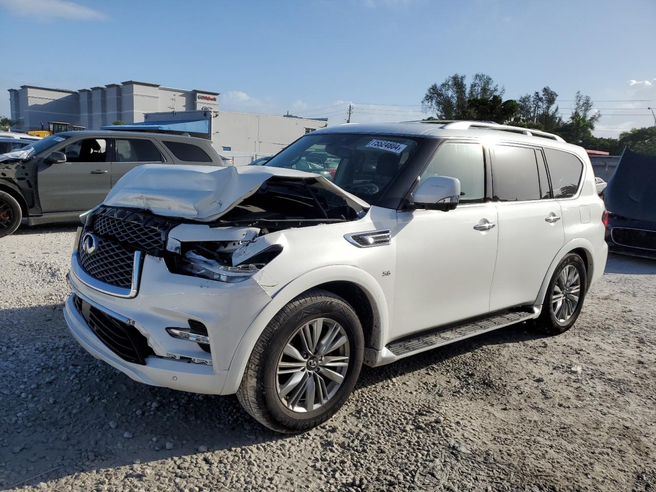 INFINITI QX80 2019