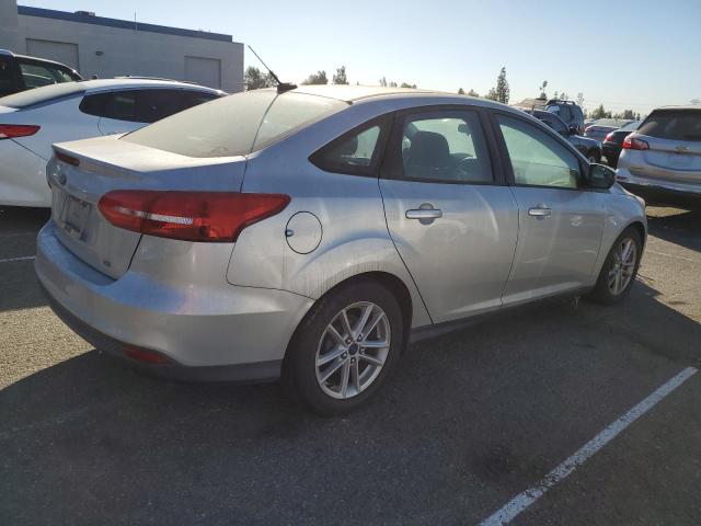 VIN 1FADP3F22FL306492 2015 Ford Focus, SE no.3