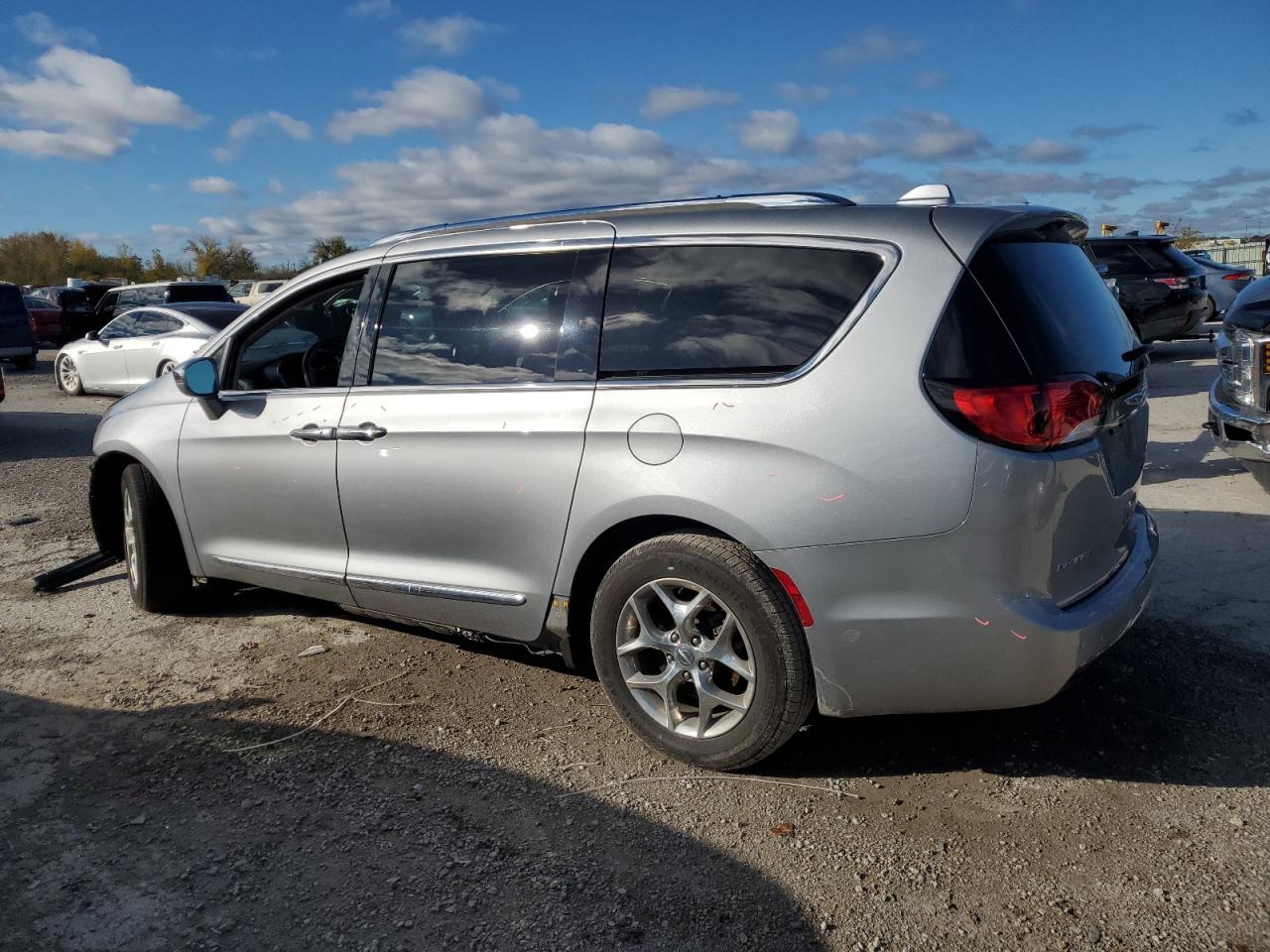 Lot #2943273871 2018 CHRYSLER PACIFICA L