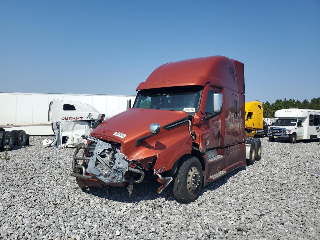 Lot #2945695605 2022 FREIGHTLINER CASCADIA 1