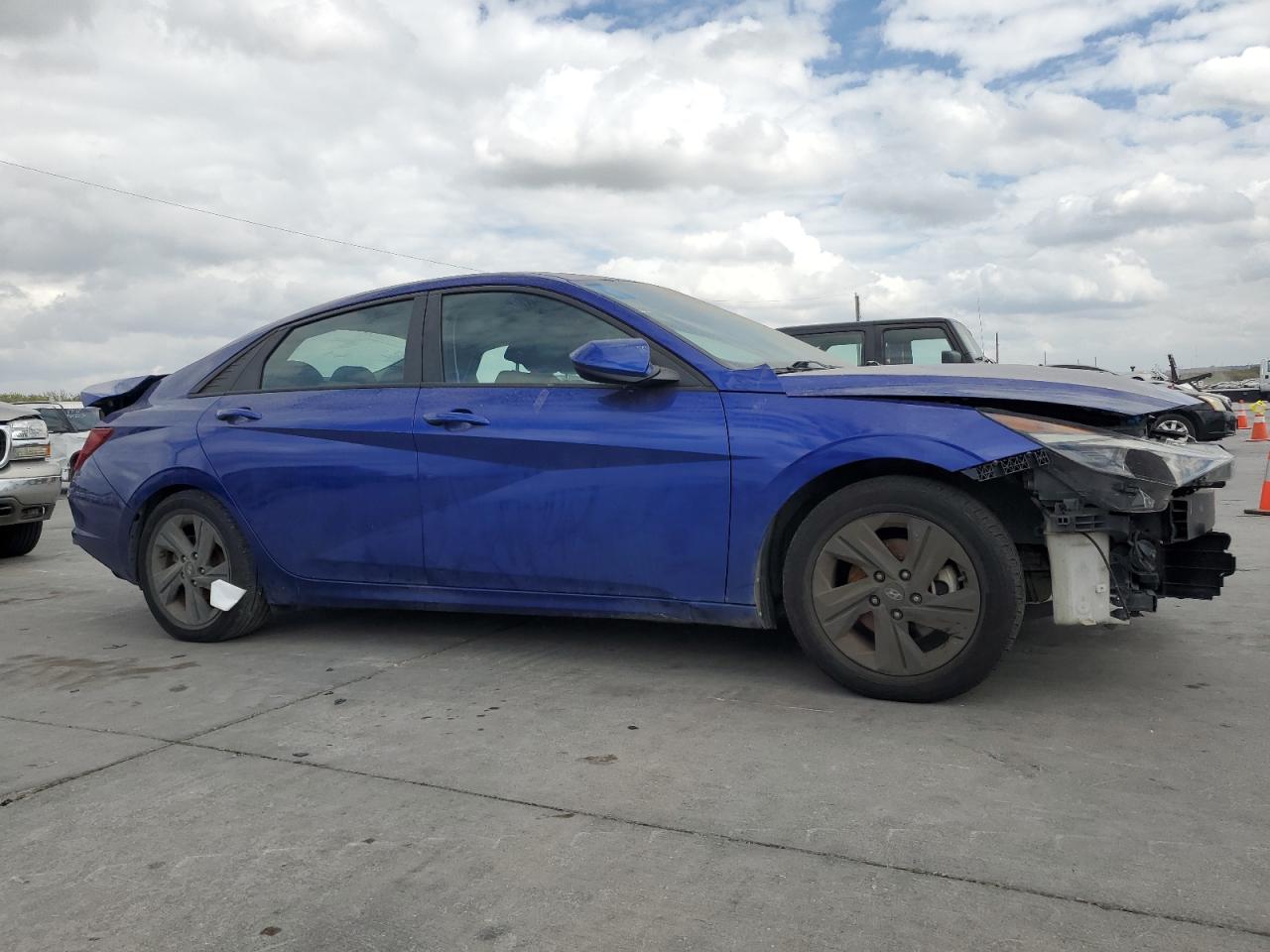 Lot #2986089149 2021 HYUNDAI ELANTRA SE