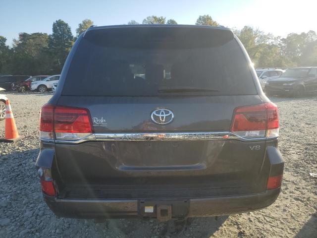 2017 TOYOTA LAND CRUIS - JTMCY7AJ8H4060487