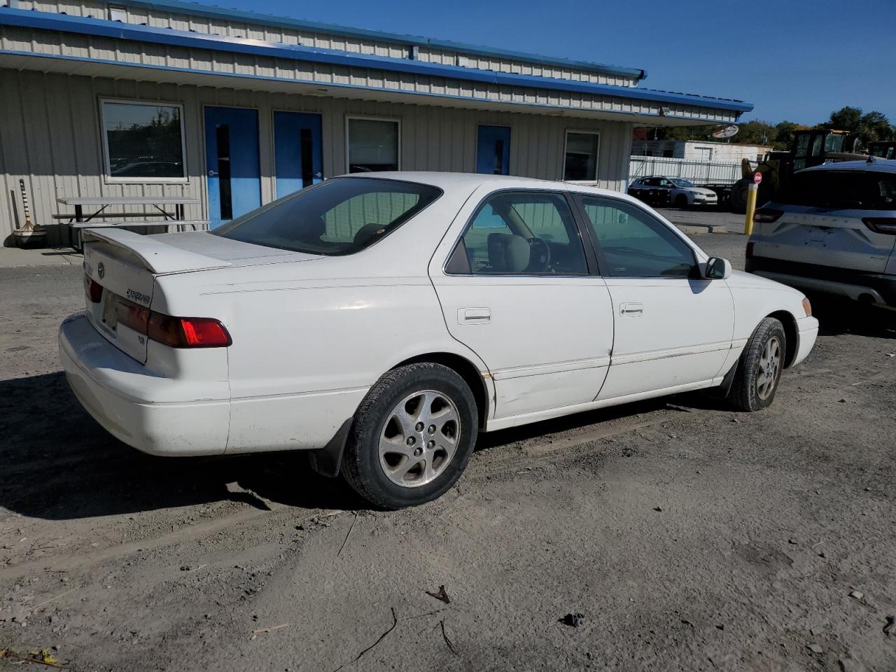 Lot #2989217717 1999 TOYOTA CAMRY LE