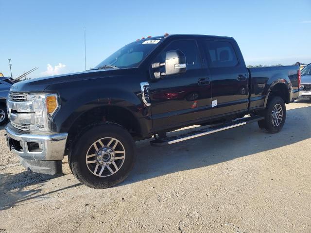 VIN 1FT7W2B6XHEF31358 2017 Ford F-250, Super Duty no.1