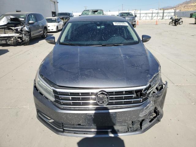 2017 VOLKSWAGEN PASSAT SEL - 1VWCT7A32HC065056