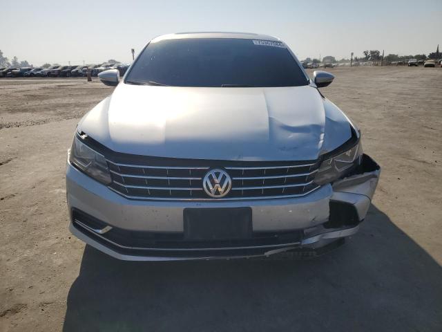 2017 VOLKSWAGEN PASSAT SE - 1VWBT7A38HC069642