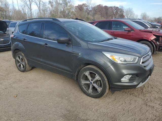 VIN 1FMCU9GD2HUC16074 2017 Ford Escape, SE no.4