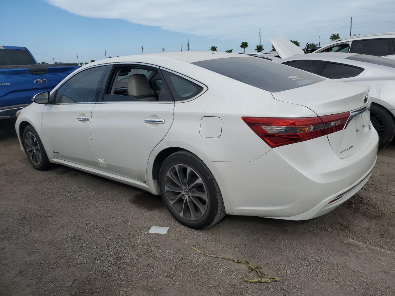 Lot #2989157821 2017 TOYOTA AVALON HYB