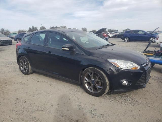 VIN 1FADP3K20DL118976 2013 Ford Focus, SE no.4