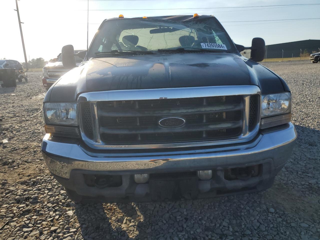 Lot #2940751303 2001 FORD F350 SUPER