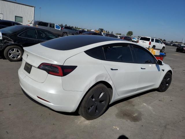 VIN 5YJ3E1EA2NF354701 2022 TESLA MODEL 3 no.3