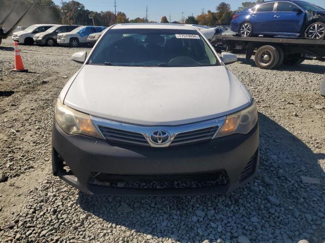 VIN 4T1BF1FKXEU743136 2014 Toyota Camry, L no.5