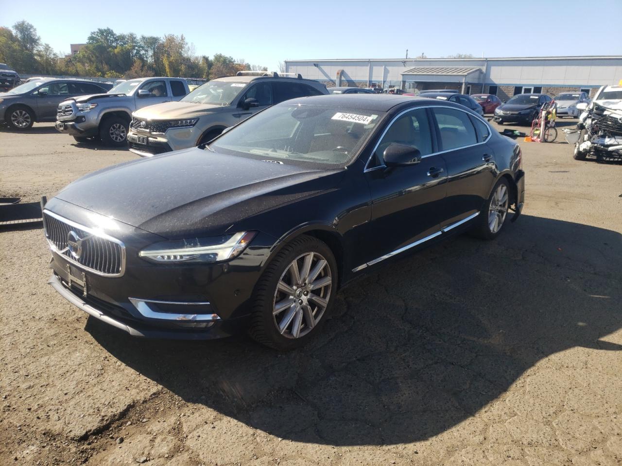 Lot #3049492650 2018 VOLVO S90 T6 INS