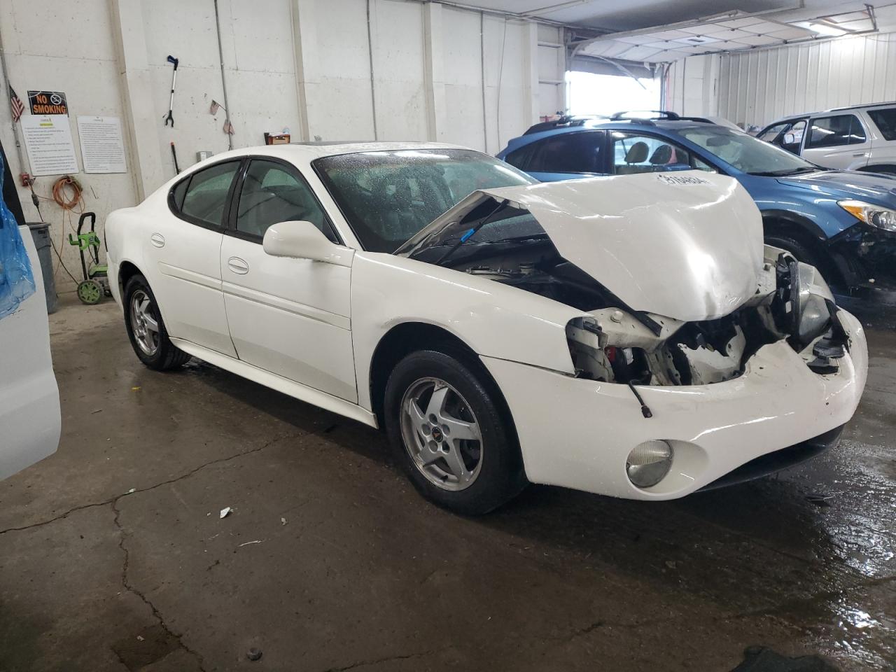 Lot #2974791158 2004 PONTIAC GRAND PRIX