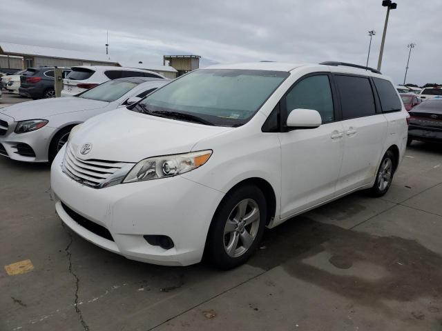 VIN 5TDKK3DC2GS742271 2016 Toyota Sienna, LE no.1