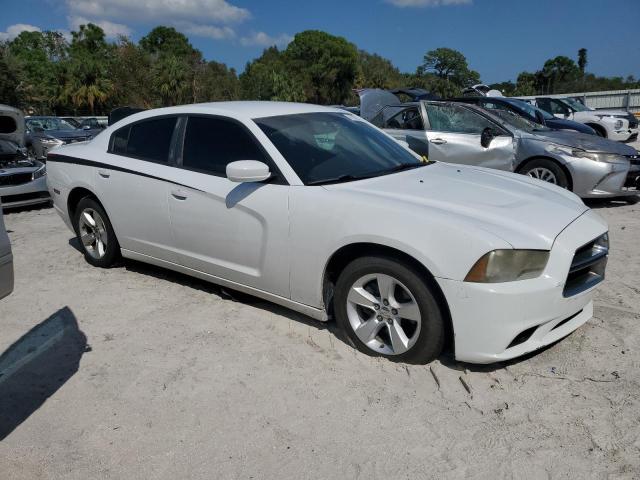 VIN 2C3CDXBG6DH681517 2013 Dodge Charger, SE no.4