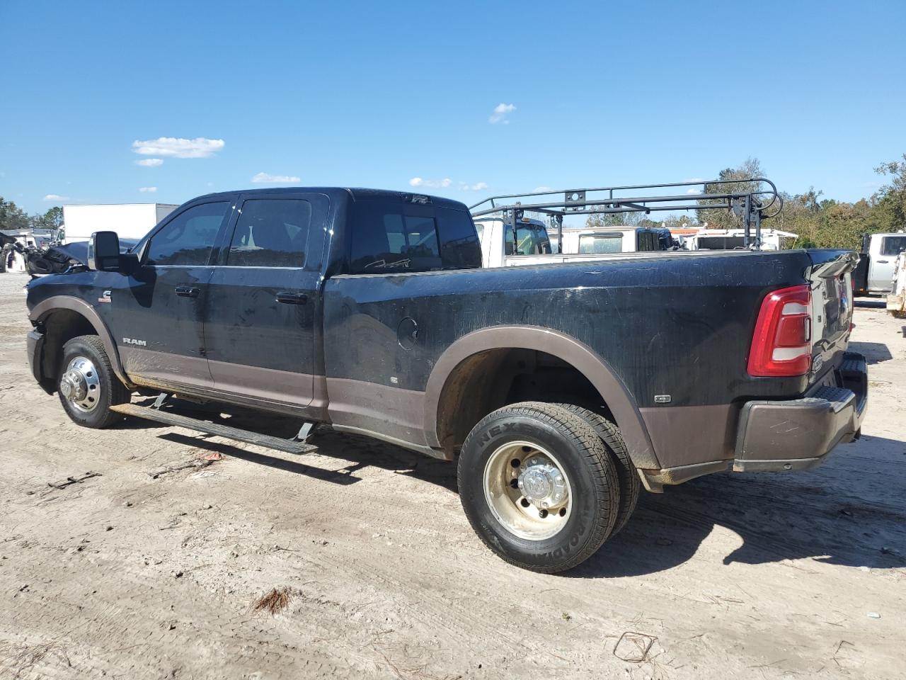 Lot #2962543858 2024 RAM 3500 LONGH