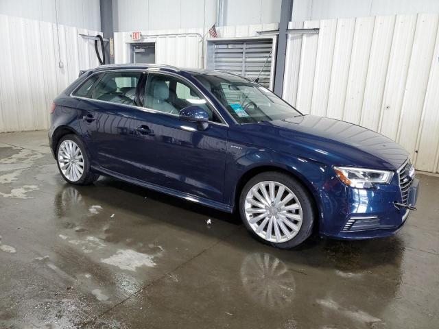 2017 AUDI A3 E-TRON - WAUTPBFF2HA096541