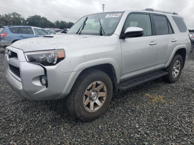 2015 TOYOTA 4RUNNER SR - JTEBU5JR1F5253388