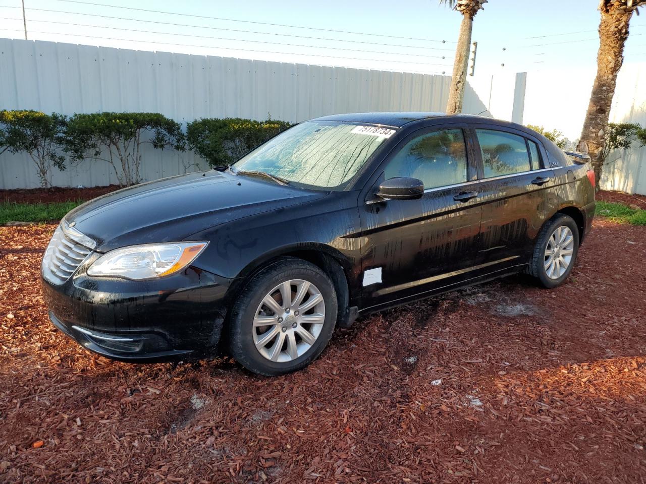 Chrysler 200 2013 Touring