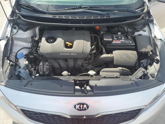 VIN 3KPFL4A76HE074451 2017 KIA Forte, LX no.11