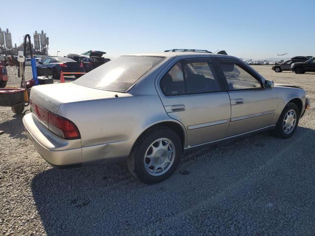 NISSAN MAXIMA GXE 1992 gold  gas JN1HJ01P6NT623546 photo #4