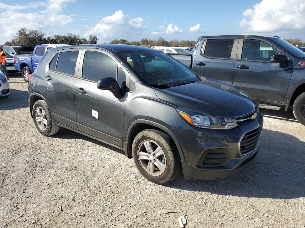 Lot #2943263903 2020 CHEVROLET TRAX LS