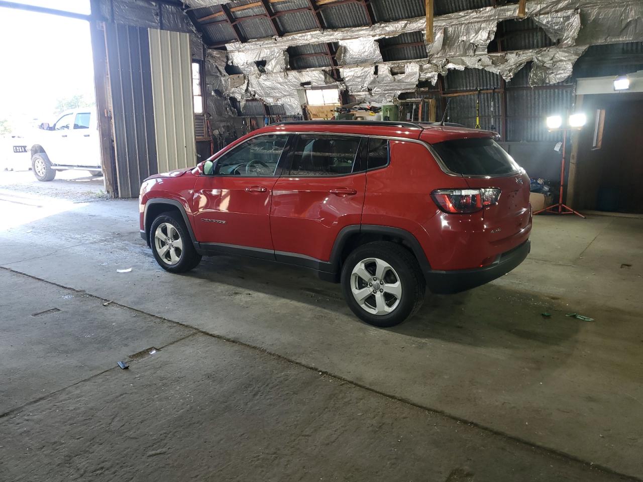 Lot #2991682027 2020 JEEP COMPASS LA