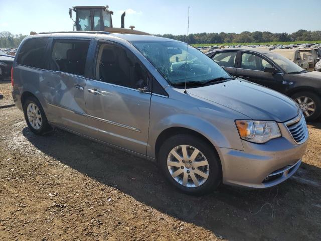 2016 CHRYSLER TOWN & COU - 2C4RC1BG1GR121814