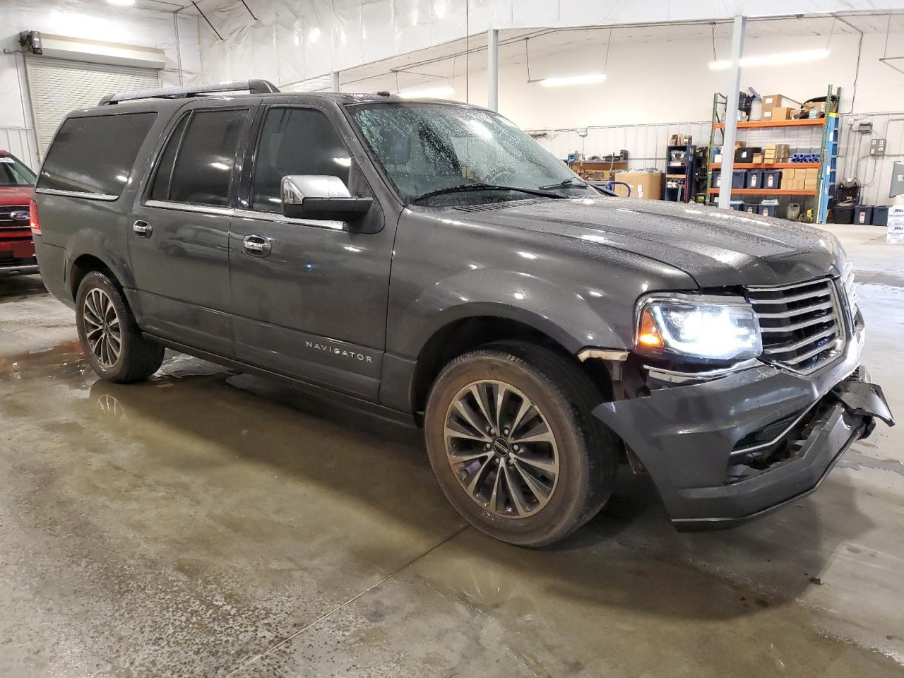 Lot #3029374685 2017 LINCOLN NAVIGATOR