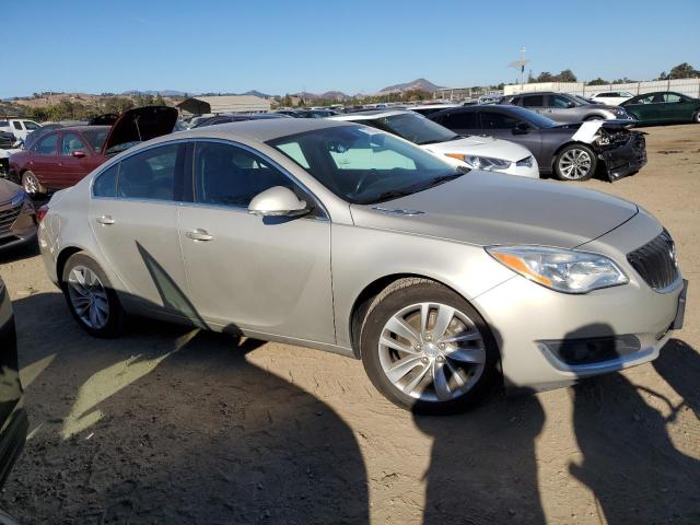 VIN 2G4GR5EX6G9180717 2016 Buick Regal, Premium no.4