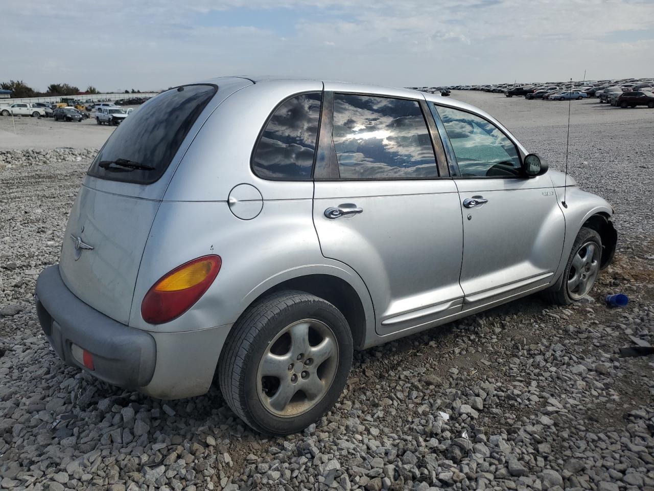 Lot #2989300165 2001 CHRYSLER PT CRUISER