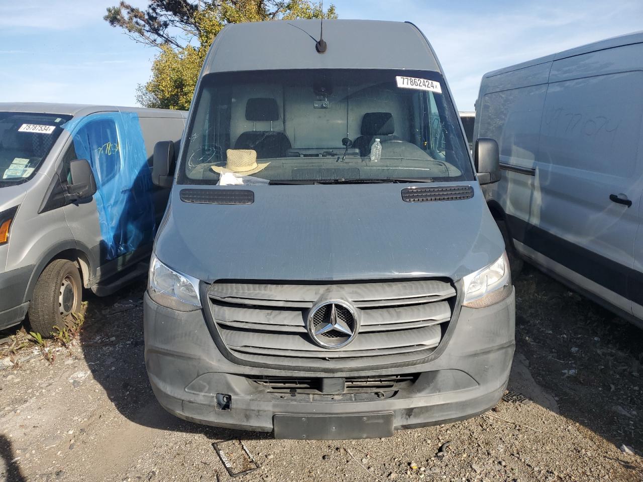 Lot #2945324470 2019 MERCEDES-BENZ SPRINTER 2