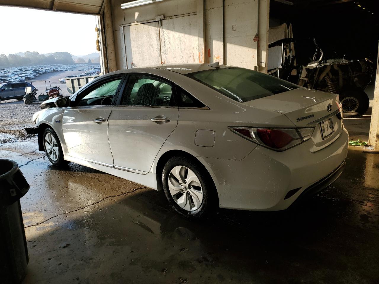 Lot #2960161106 2014 HYUNDAI SONATA HYB